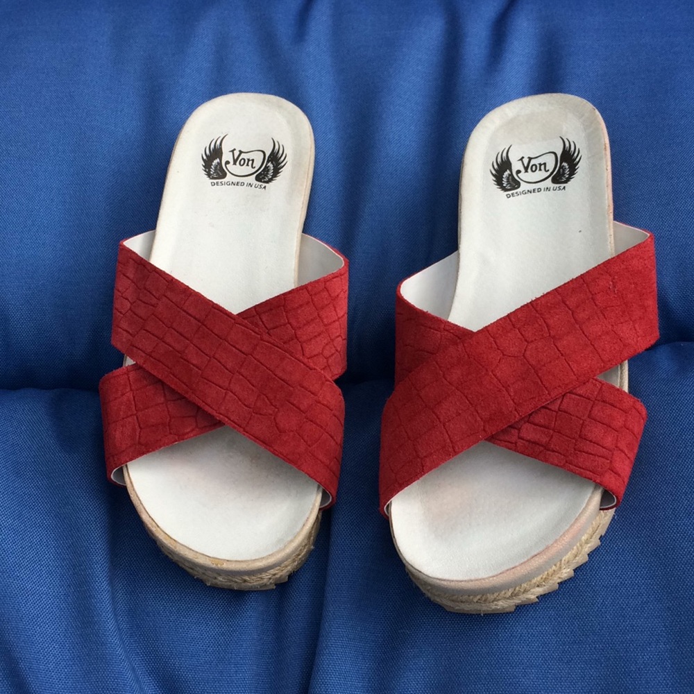 Von Dutch  Suede Leather Slip on Sandals  Size 6.5
